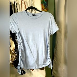 Women’s fitting tee